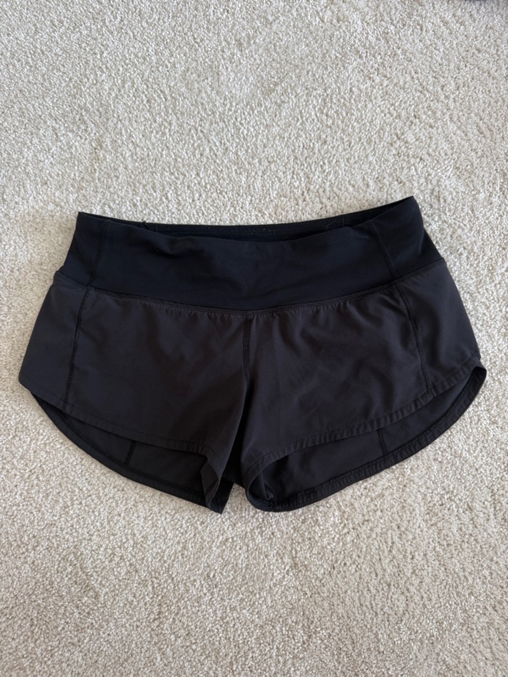 black lululemon speed up shorts 2.5" size 2
